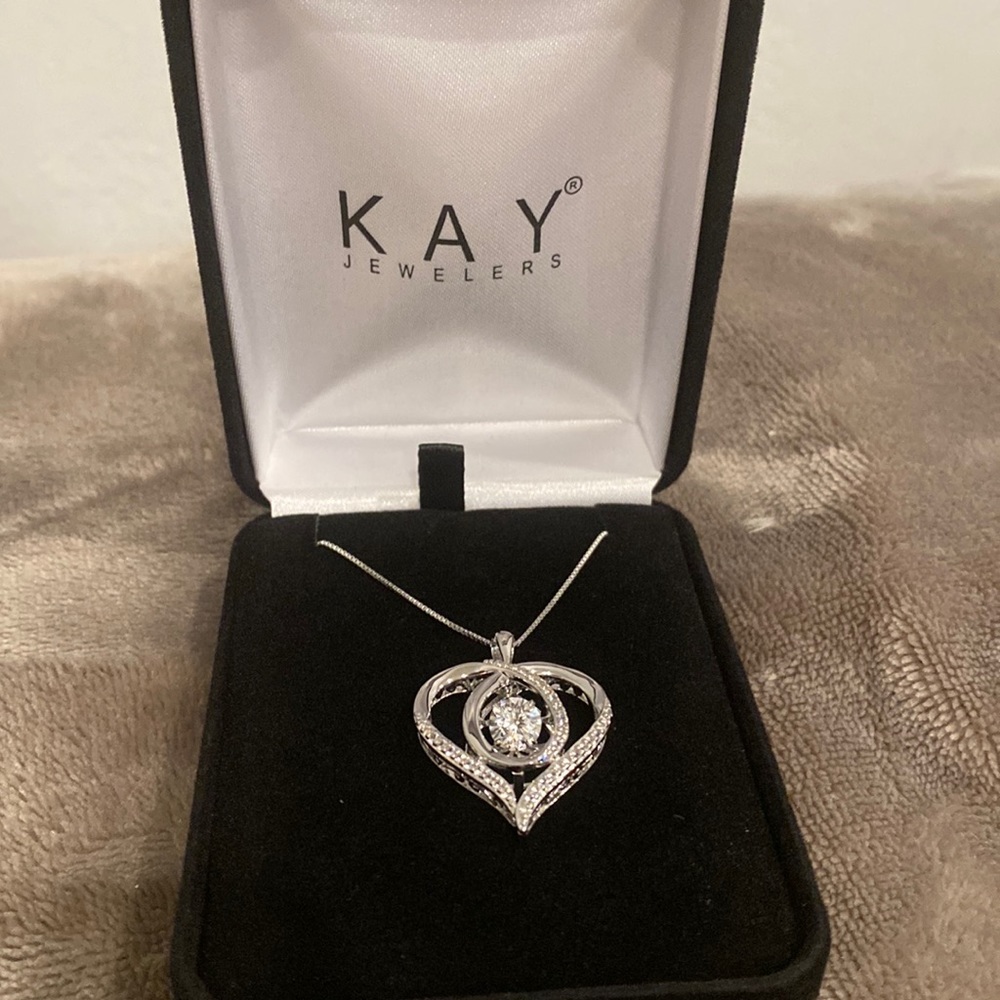 KAY NECKLACE
